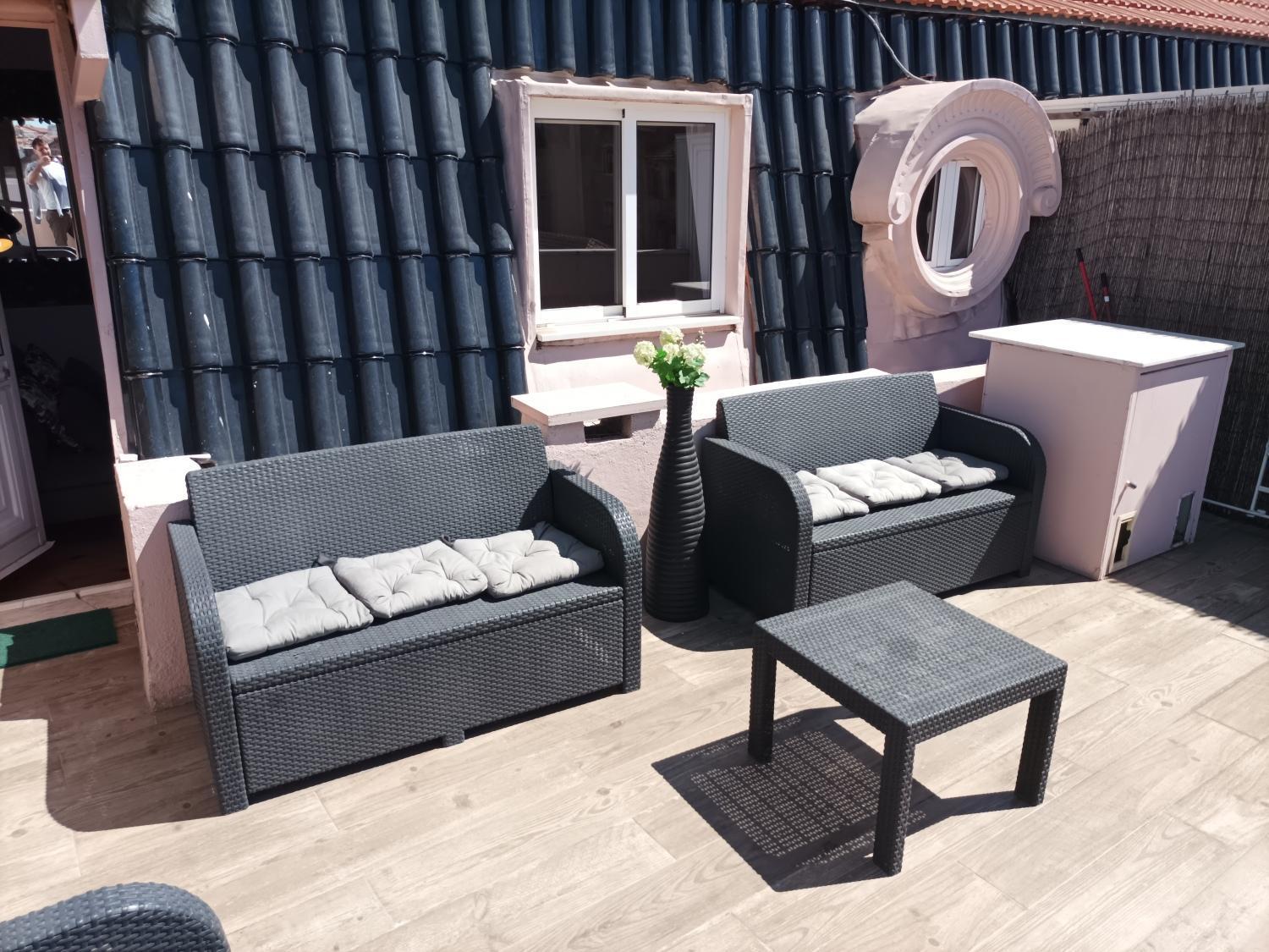 Open Trace 2 Bedroom Located Centeral Lisboa