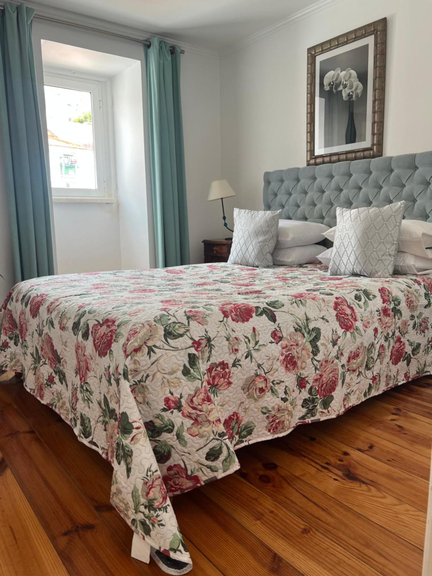 Open Trace 2 Bedroom Located Centeral Apartamento